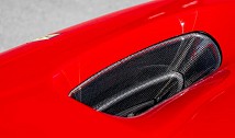 Front air vents (top and bottom)